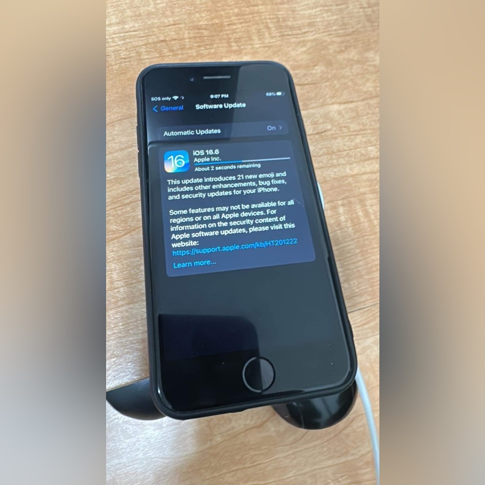 iPhone SE 2nd Gen 64GB